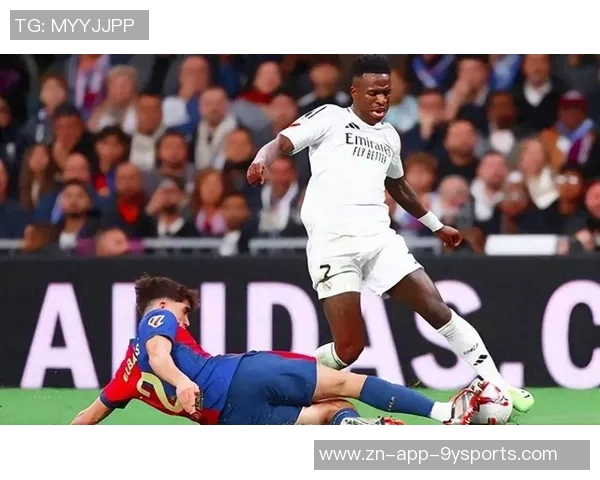 亚马尔开设个人油管频道展示迪亚斯哥伦比亚球衣引发球迷热议